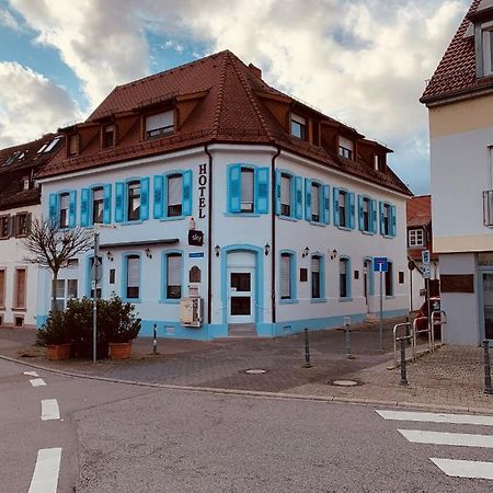 Gaestehaus Kronenstrasse Schwetzingen Bagian luar foto