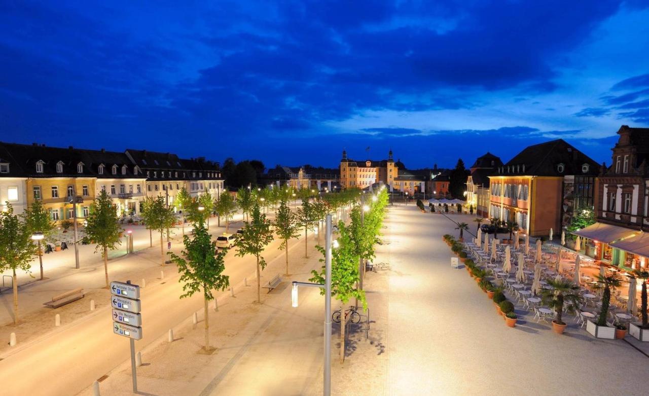 Gaestehaus Kronenstrasse Schwetzingen Bagian luar foto
